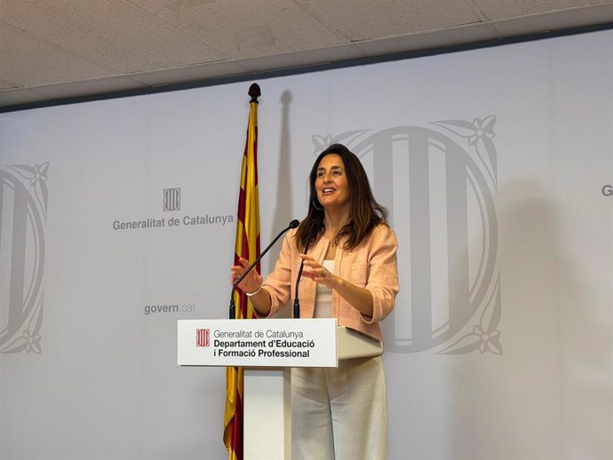 La consellera d'Educació i FP de la Generalitat, Esther Niubó