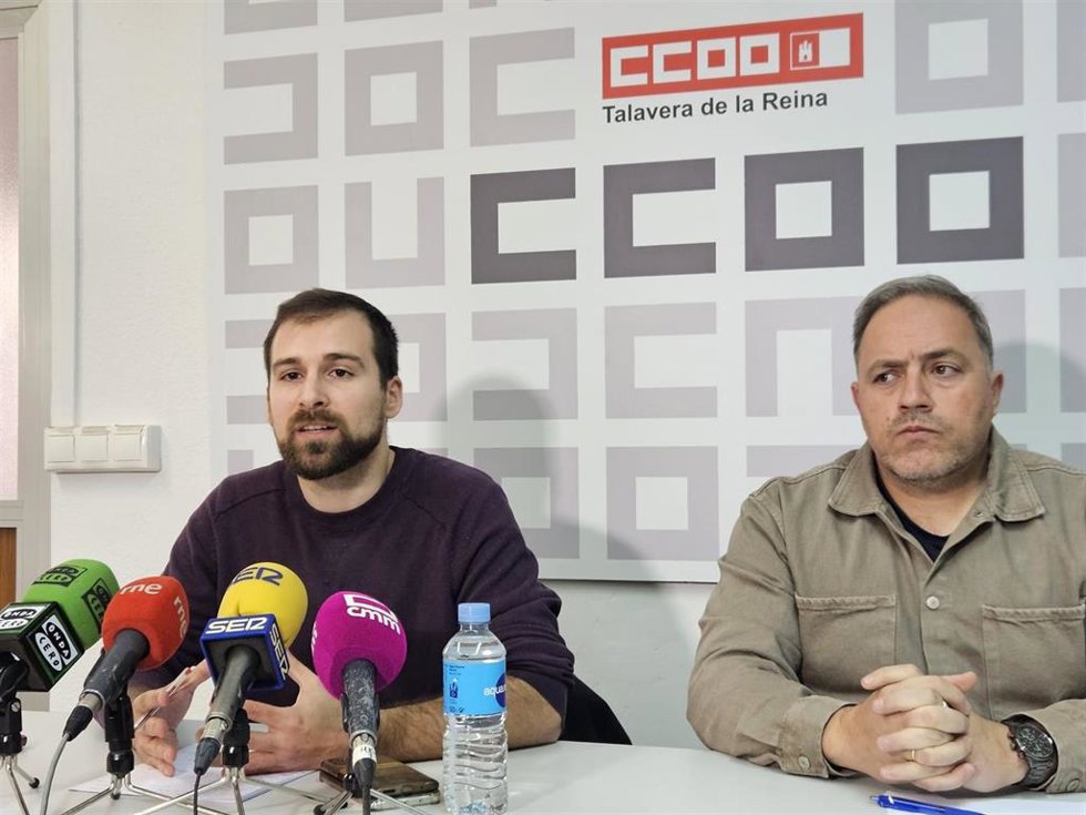 El secretario de Empleo y Políticas Públicas de CCOO C-LM, Juan Carlos del Puerto, y el secretario general de CCOO Toledo, Federico Pérez.