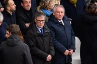 Los socialistas franceses reconocen que el Gobierno de Bayrou es el mal menor y evita el ascenso de la derecha