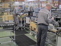 UGT cree que los datos no son positivos y pide avanzar hacia empleos mejor remunerados y una jornada "razonable"