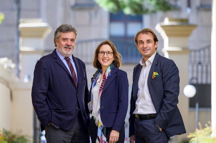 El CEO de Gesinter, Kai Torrella; la presidenta executiva,  Silvia Torrella, i el soci i conseller, David Levy Faig