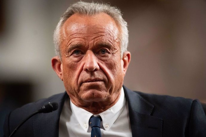 29 January 2025, US, Washington: Robert F. Kennedy, JR. testifies before the Senate Finance Committee for his confirmation hearing to be Secretary of Health and Human Services. Photo: Douglas Christian/ZUMA Press Wire/dpa