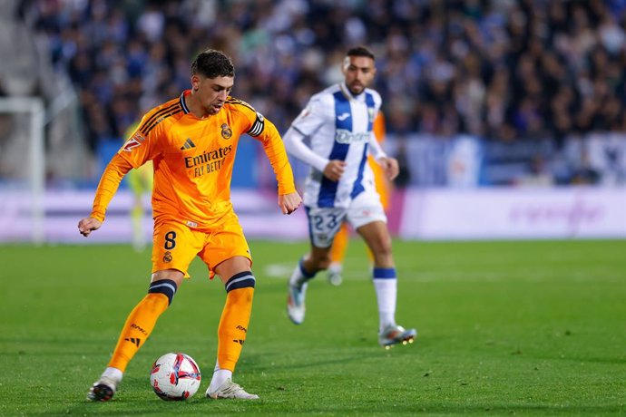 Archivo - Federico Valverde of Real Madrid in action during the Spanish League, LaLiga EA Sports, football match played between CD Leganes and Real Madrid CF at Butarque stadium on November 24, 2024, in Leganes, Madrid, Spain.