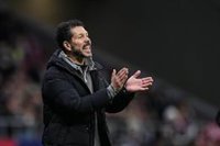'Cholo' Simeone: "Vamos a llegar de la misma manera que llegamos siempre al Bernabéu, en autobús"