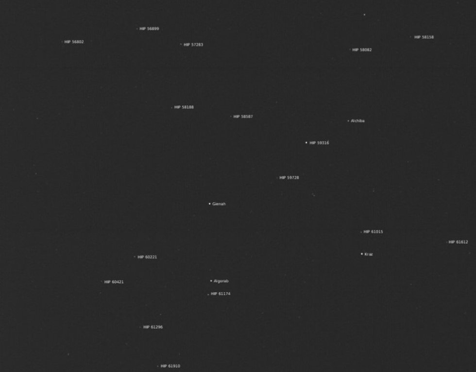 Versión mosaico y con anotaciones de la imagen del rastreador a bordo de la misión Europa Clipper de la NASA