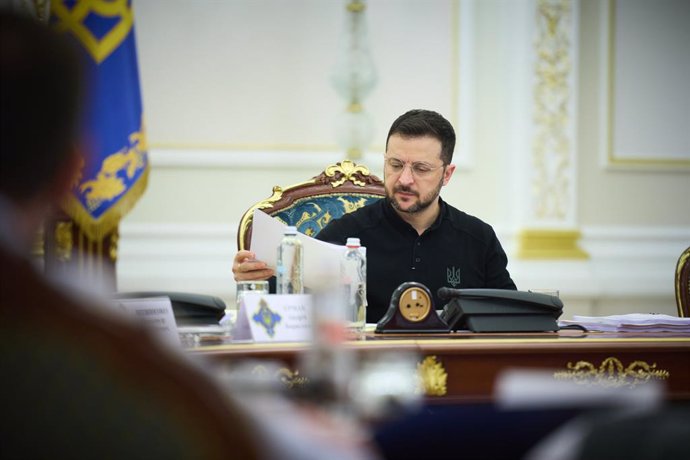 El presidente de Ucrania, Volodimir Zelenski, durante una reunión