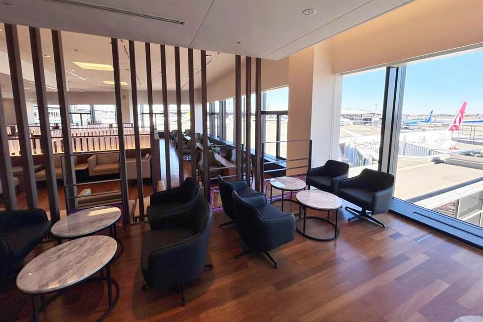 Turkish Airlines inaugura su mayor sala VIP fuera de Turquía en el Aeropuerto de Tokio Narita (Japón).