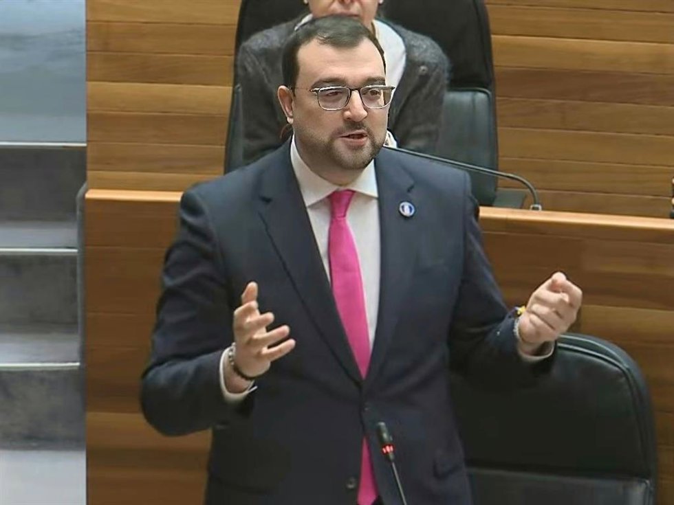 El presidente del Principado de Asturias, Adrián Barbón