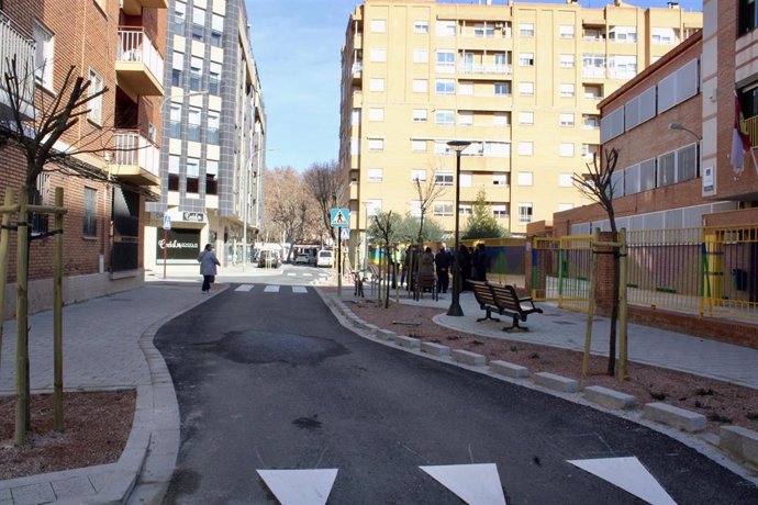 Archivo - Obras de mejora en las calles de Albacete.