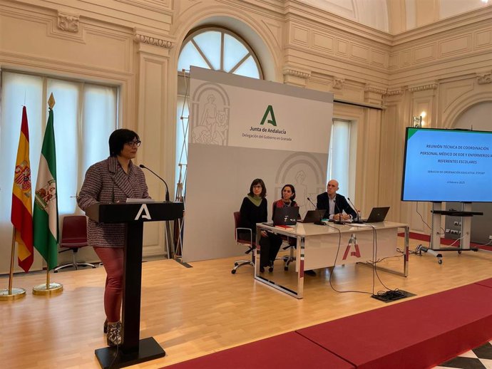 La delegada de Desarrollo Educativo y Formación Profesional de la Junta Granada, María José Martín