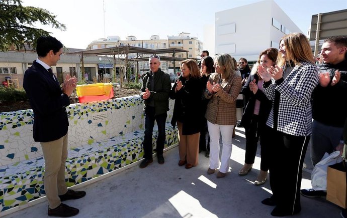 Inauguración de la plaza Donantes de Sangre, en Alcalá la Real