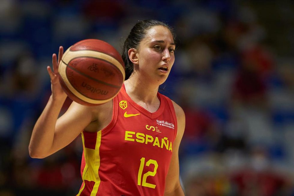 Archivo - La base de la selección española Maite Cazorla. 