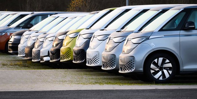 Archivo - Las ventas de coches en Alemania caen un 2,8% en enero de 2025, hasta las 207.640 unidades. 