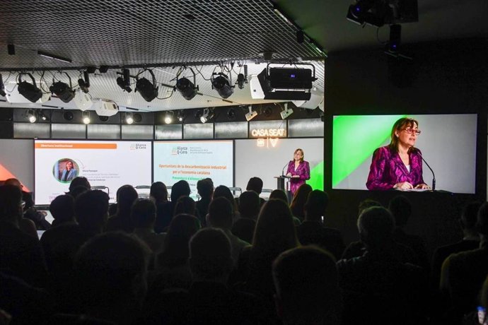 La consellera de Territorio, Sílvia Paneque, durante su intervención este miércoles