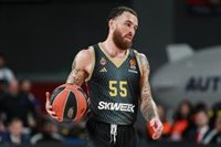 El Monaco también aflige al Baskonia