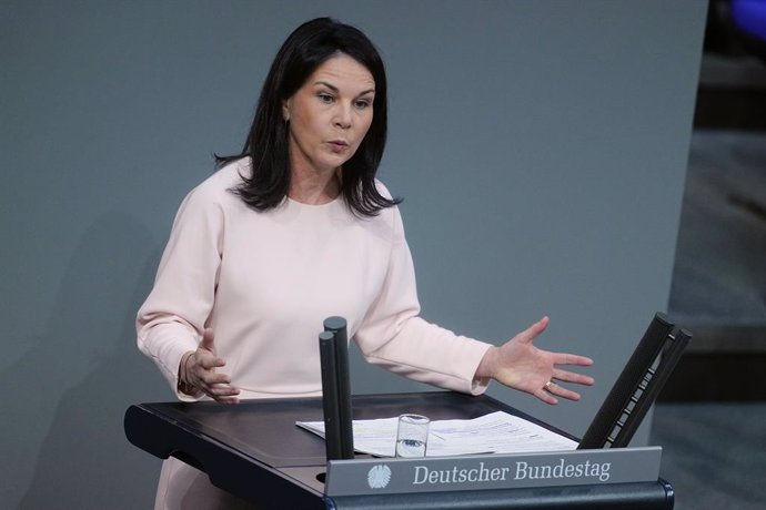 31 January 2025, Berlin: Annalena Baerbock, Germany's Foreign Minister, speaks during the debate on the Influx Limitation Act in the plenary chamber of the German Bundestag. Photo: Kay Nietfeld/dpa