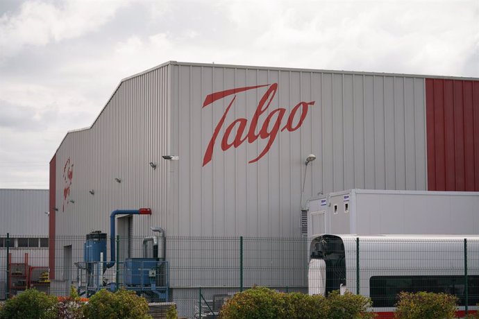 Archivo - Arxiu - Façana de la planta de Talgo, a Rivabellosa, Àlaba, País Basc (Espanya).