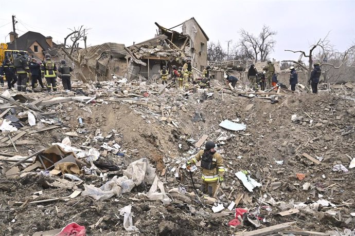 Archivo - Edificios destruidos por un ataque ruso sobre Zaporiyia