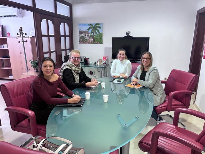 La directora general de Mayores y Participación Activa del Gobierno de Canarias, Verónica Meseguer