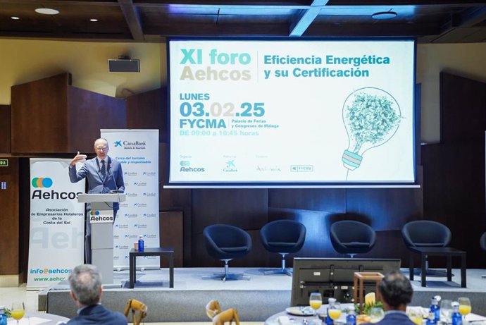 Celebración del XI Foro Aehcos-CaixaBank: Eficiencia energética y certificaciones en el marco del Salón H&T.