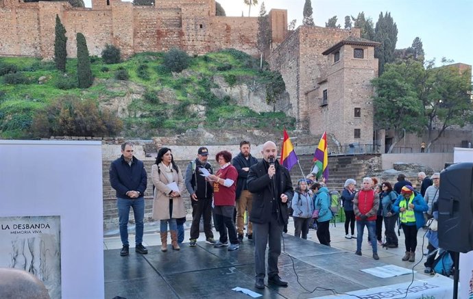 El subdelegado del Gobierno en Málaga, Javier Salas, interviene con motivo de la novena marcha integral La Desbandá.