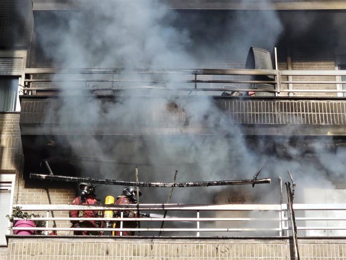 Incendio en un cuarto piso de un edificio del barrio Covadonga