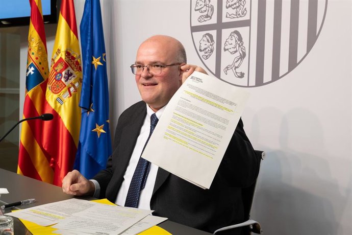 El director general de Personal, Formación e Innovación del Gobierno de Aragón, José María Cabello