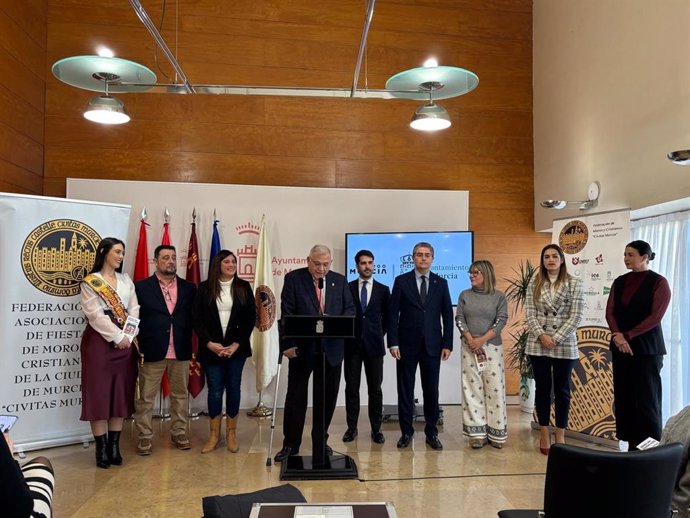 Presentación de los actos de bienvenida al Medio Año Festero 2025