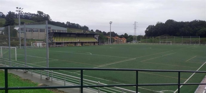 Archivo - Campo de fútbol La Concha de Villaescusa