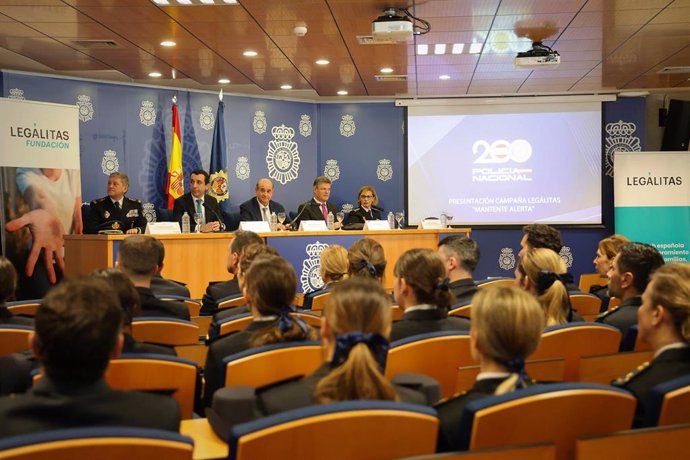 La Policía Nacional y Legálitas lanza una campaña sobre los ciberdelitos