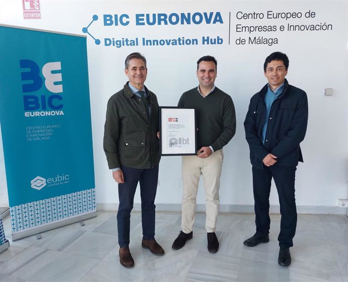 El acto de entrega se ha celebrado en BIC Euronova  de la mano del director general del centro, Álvaro Simón de Blas, en calidad de presidente de ANCES; quien ha hecho entrega de la marca EIBT a Carlos Sanchís, CEO y cofundador de Minzer.