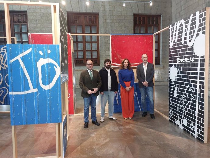 Presentación del proyecto 'Sombras de bestias y coches' en el Museo de Jaén.
