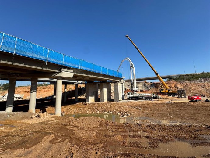 Pont a la CV-33 a Torrent