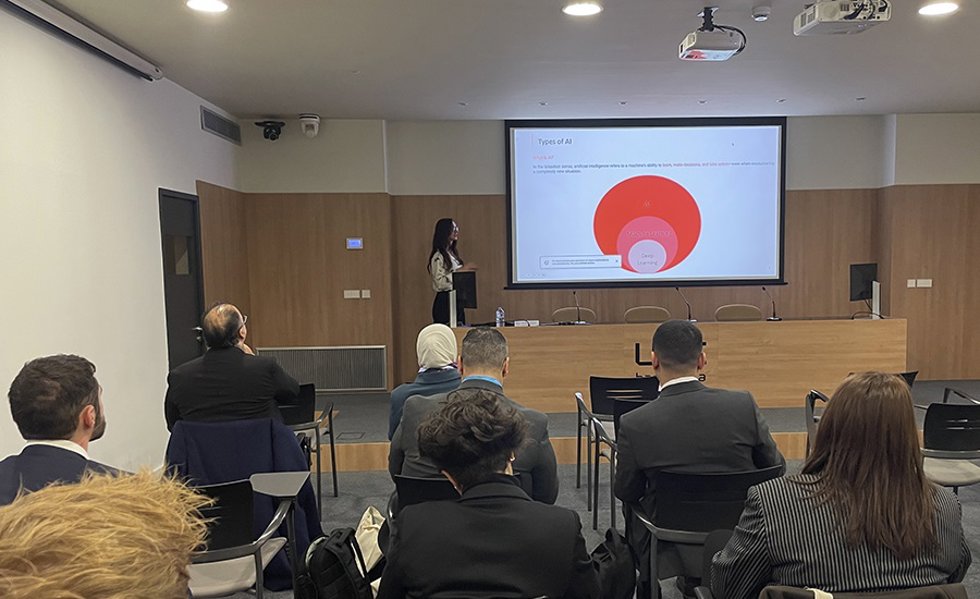 La profesora del máster de Data Science de UIC Barcelona, Tetiana Klymchuk, ha impartido una conferencia durante el ICAST 2025