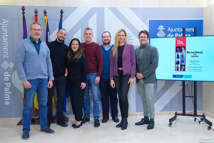 Presentación del espectáculo musica dramatizado 'Broadway amb amor'.