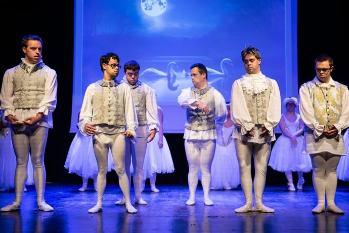 Carme Teatre presenta a Danza Down con 'Variaciones de Ballet Clásico'