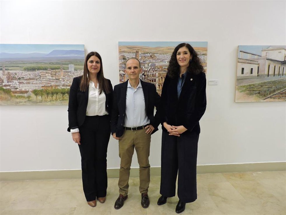 La Casa de la Provincia acoge la muestra 'Écija desde mi azotea', de Juan Gutiérrez.