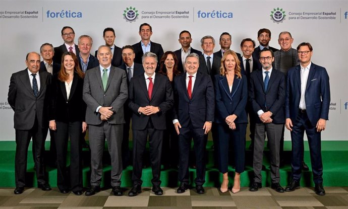 El Consejo Empresarial para el Desarrollo Sostenible pide adaptarse al clima extremo e invertir en gestión del agua.
