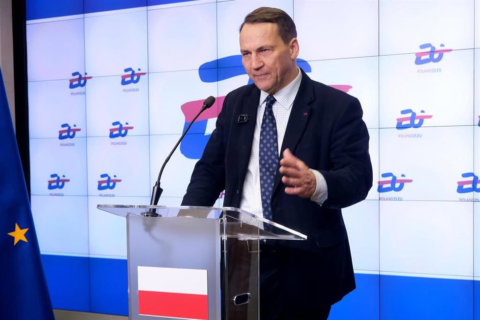 Archivo - Radoslaw Sikorski, ministro de Asuntos Exteriores de Polonia.