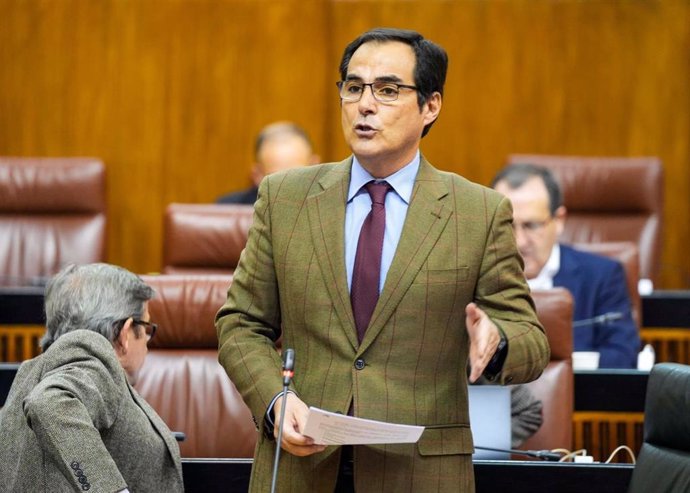 El consejero de Justicia, Administración Local y Función Pública, José Antonio Nieto
