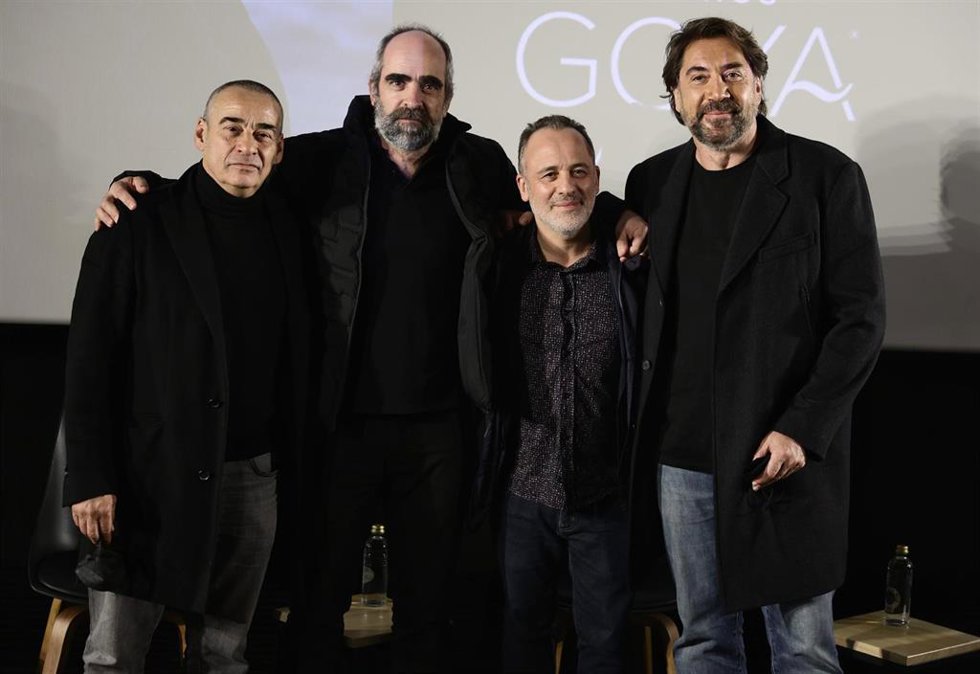 Archivo - (I-D) Los actores Eduard Fernández, Luis Tosar, Javier Gutiérrez y Javier Bardem, nominados al Goya 2022 al mejor actor protagonista, intervienen en un coloquio, en La Academia de Cine, a 27 de enero de 2022, en Madrid (España). , Eduard Fern
