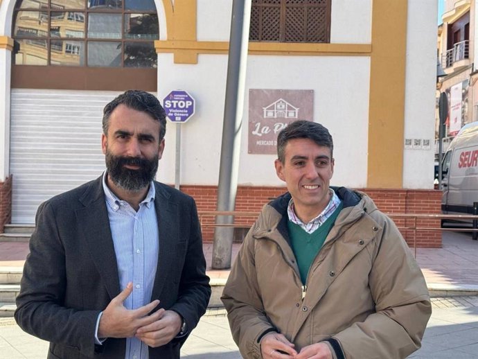 Alberto Mayoral y José Antonio Gómez, en Puente Genil.