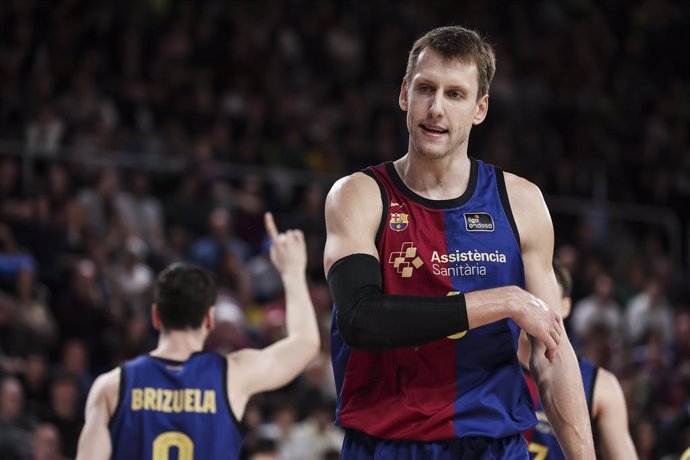 Archivo - Jan Vesely of FC Barcelona gestures during the Liga Endesa ACB, match played between FC Barcelona and Morabanc Andorra at Palau Blaugrana on December 22, 2024 in Barcelona, Spain.