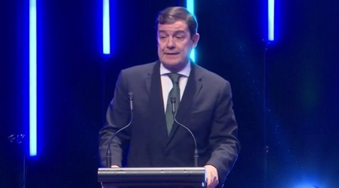 El presidente de la Junta, Alfonso Fernández Mañueco, en la entrega de la II edición de los Premios Diagnóstico