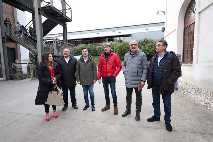 El secretario autonómico del PSOE este jueves en un encuentro con militantes en Ponferrada (León)