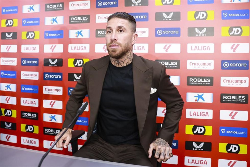 Archivo - El jugador de fútbol, Sergio Ramos, se despide del Sevilla Fútbol Club ante la prensa, a 18 de junio de 2024, en Sevilla, Andalucía (España). El jugador de fútbol, Sergio Ramos, se despide hoy del Sevilla Fútbol Club donde la pasada temporada 