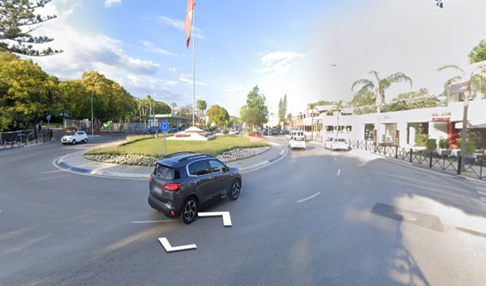 Bulevar Alfonso Hohenloe en Marbella (Málaga)