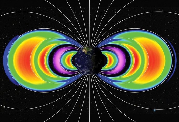 La tormenta solar de mayo de 2024 creó dos cinturones de radiación adicionales, intercalados entre los dos cinturones de Van Allen permanentes. Uno de los nuevos cinturones, que se muestra en violeta, incluía una población de protones, lo que le daba una