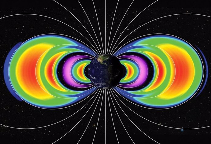 La tormenta solar de mayo de 2024 creó dos cinturones de radiación adicionales, intercalados entre los dos cinturones de Van Allen permanentes. Uno de los nuevos cinturones, que se muestra en violeta, incluía una población de protones, lo que le daba una