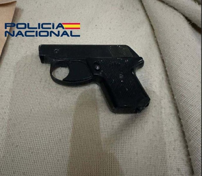 Arma de un robo con violencia en Mérida